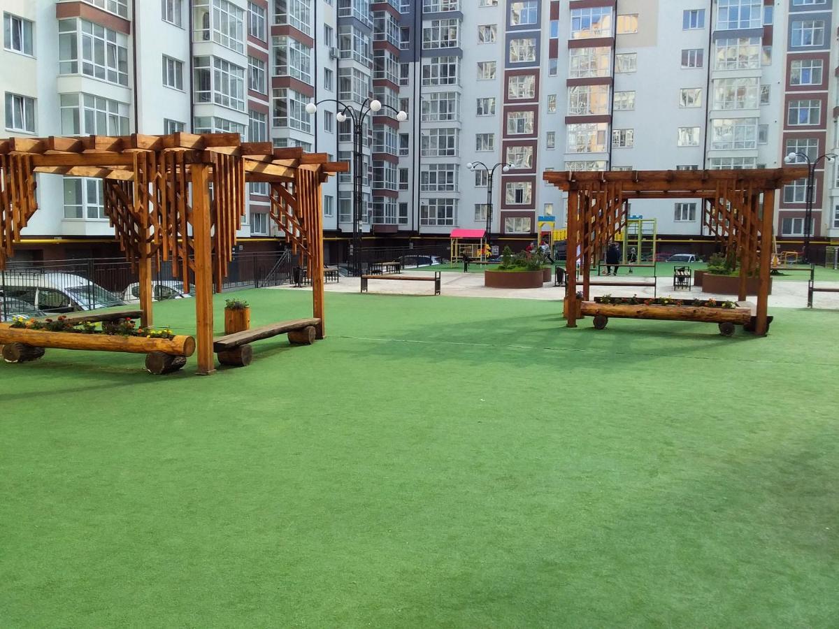 Аpartments Central Town Містечко Центральне з власним паркінгом Івано-Франківськ Екстер'єр фото