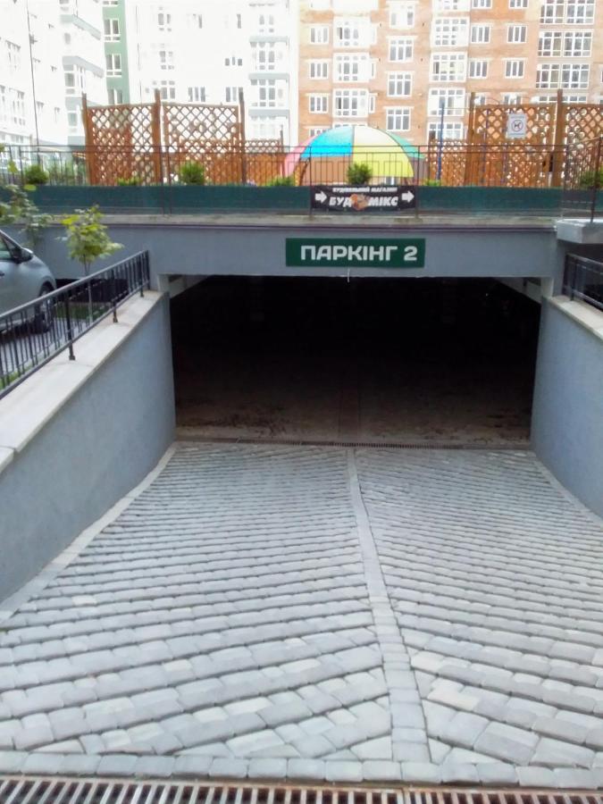 Аpartments Central Town Містечко Центральне з власним паркінгом Івано-Франківськ Екстер'єр фото